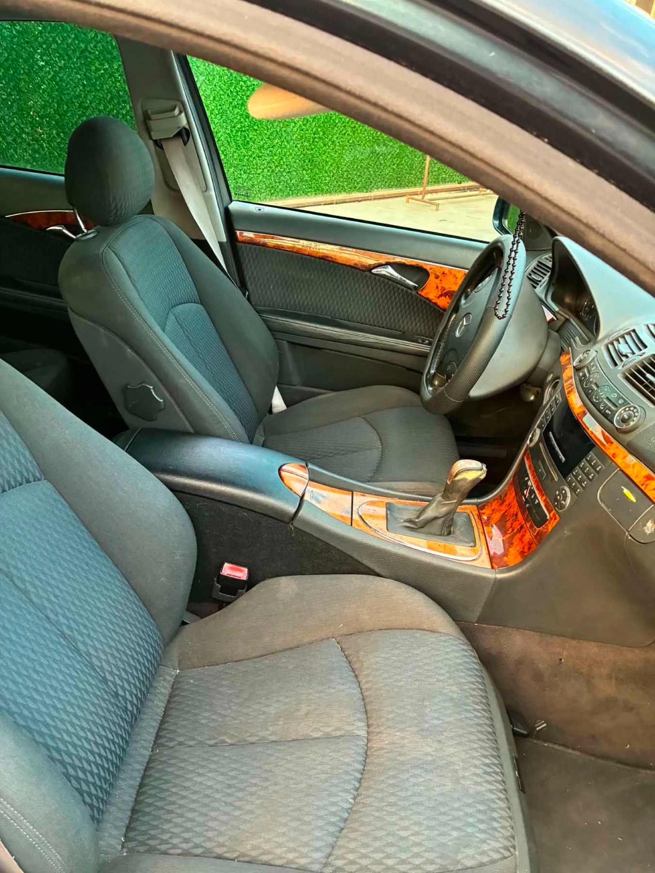 Mercedes-Benz E 270 2700, снимка 8 - Автомобили и джипове - 55781473