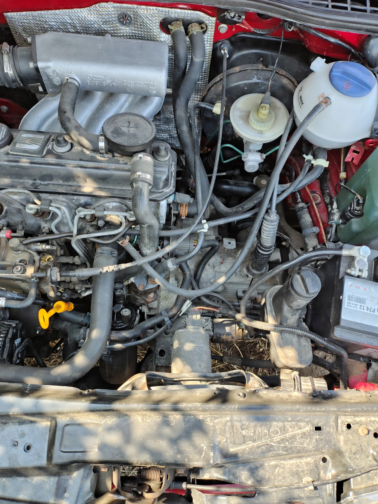 Seat Ibiza 1.9d, снимка 12 - Автомобили и джипове - 55935965