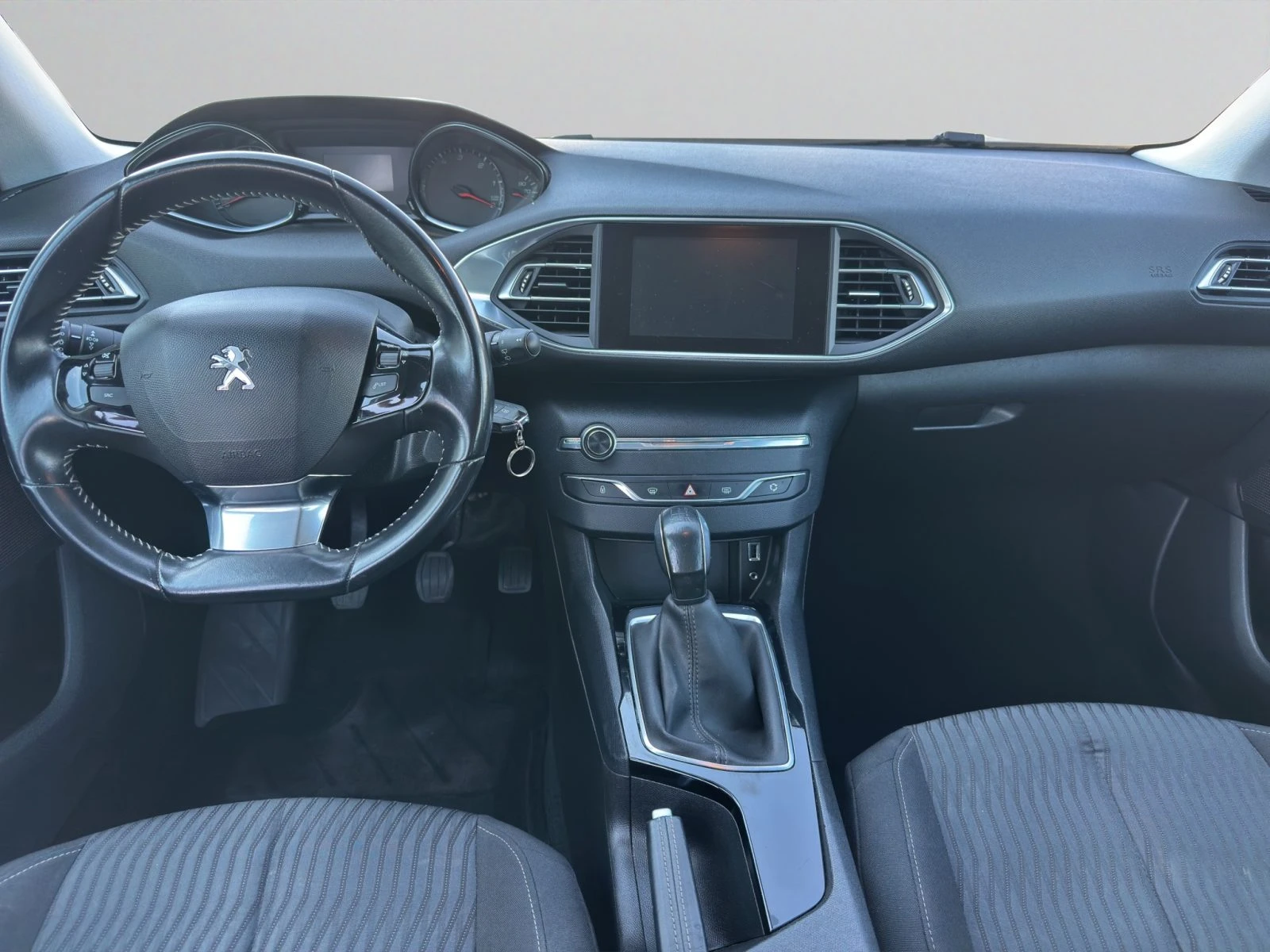 Peugeot 308 ACTIVE 1.6 e-HDI 100 BVM5 EURO6//1704075, снимка 9 - Автомобили и джипове - 56139100
