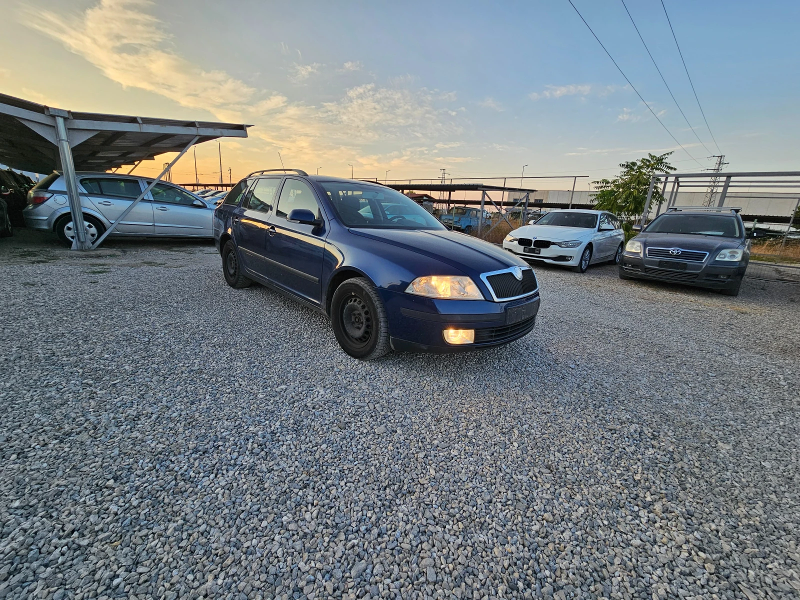 Skoda Octavia 1.9 TDI 105kc , снимка 3 - Автомобили и джипове - 56155988