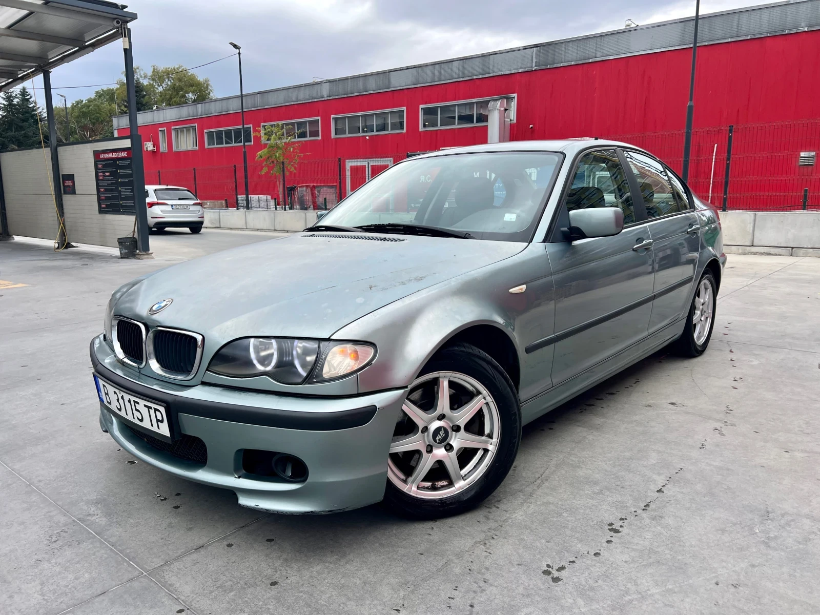 BMW 320 2.0d 150 Face Алкантара, снимка 2 - Автомобили и джипове - 56565205