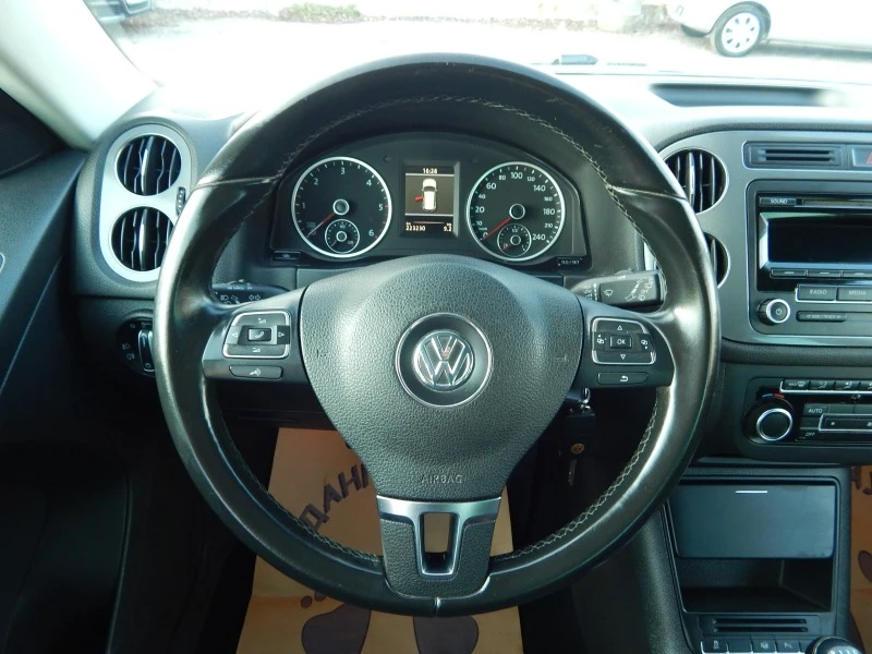 VW Tiguan 2.0TDI * 4MOTION* LED* , снимка 14 - Автомобили и джипове - 44104057