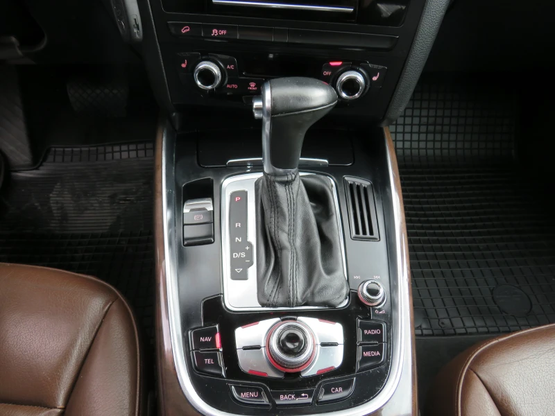 Audi Q5 * * * 2.0Т PANORAMA 8ZF QUATTRO* * * , снимка 16 - Автомобили и джипове - 49760463
