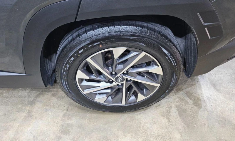 Hyundai Tucson Gasoline 1.6 Turbo 2WD Premium, снимка 8 - Автомобили и джипове - 52069550