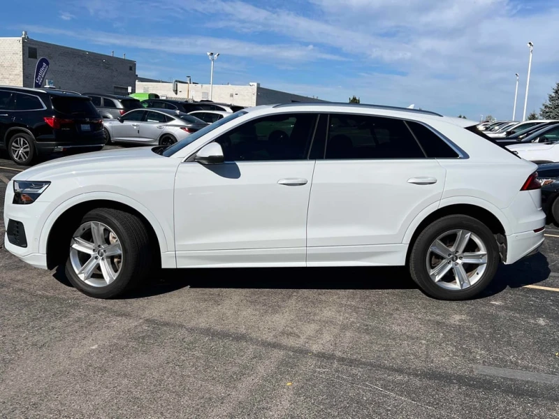 Audi Q8 * Progressiv * CARFAX * ЦЕНА ДО БГ, снимка 3 - Автомобили и джипове - 53305200