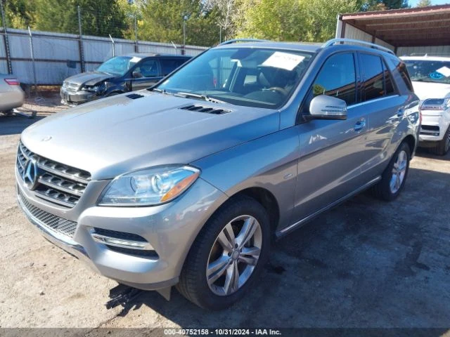 Mercedes-Benz ML 350 ПОДГРЕВ* МАСАЖ* КАМЕРА* КЕЙЛЕС* LANE* ASSIST, снимка 2 - Автомобили и джипове - 48194101