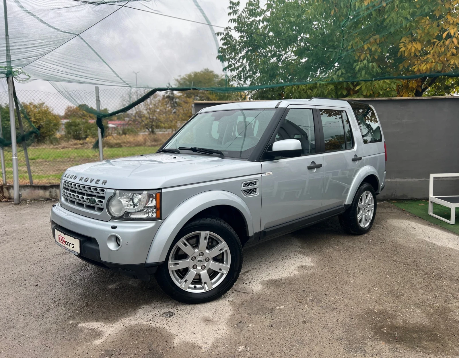 Land Rover Discovery 4 3.0TDV6 6+ 1, снимка 1