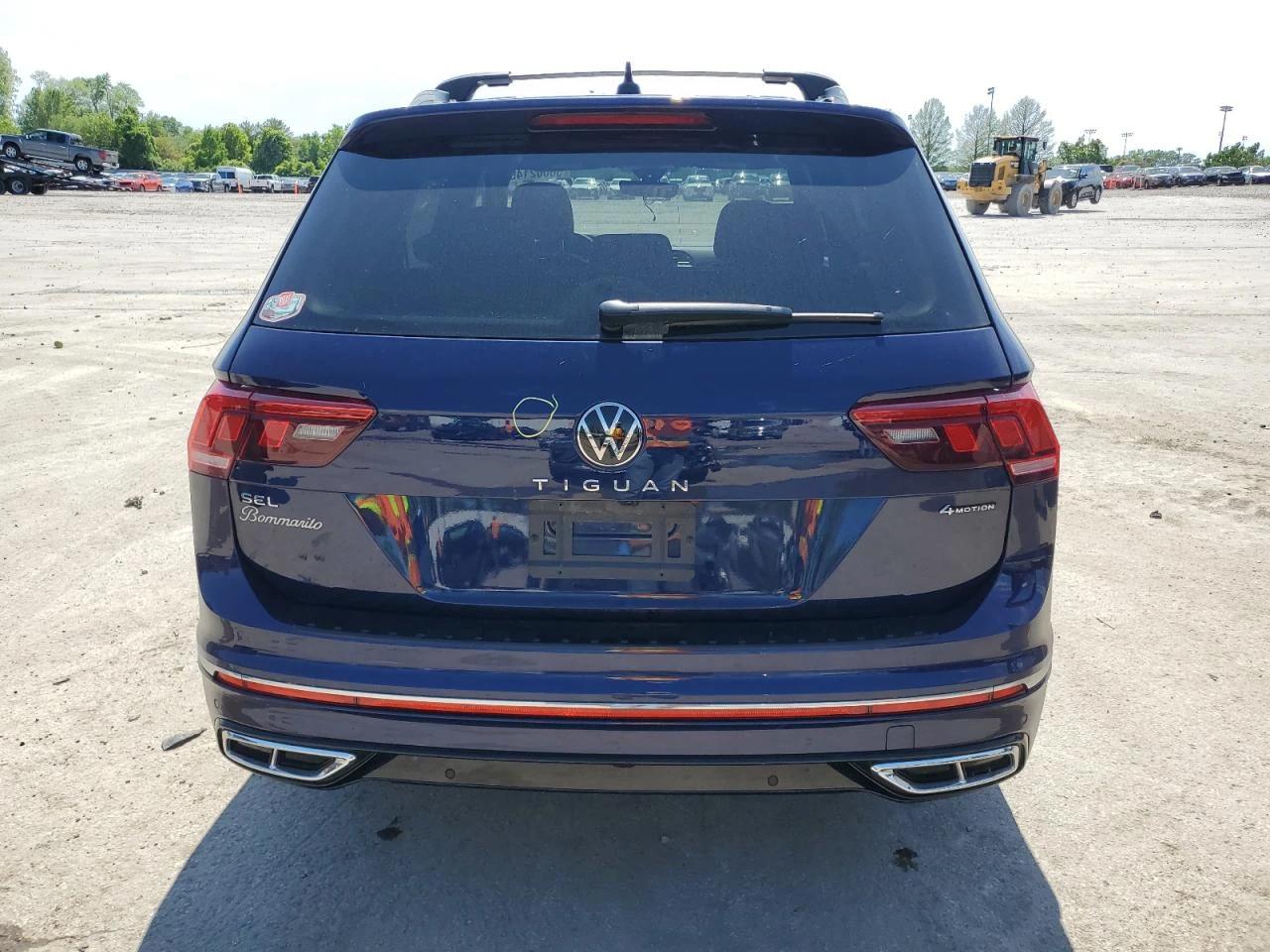 VW Tiguan SEL R-LINE BLACK - изображение 3