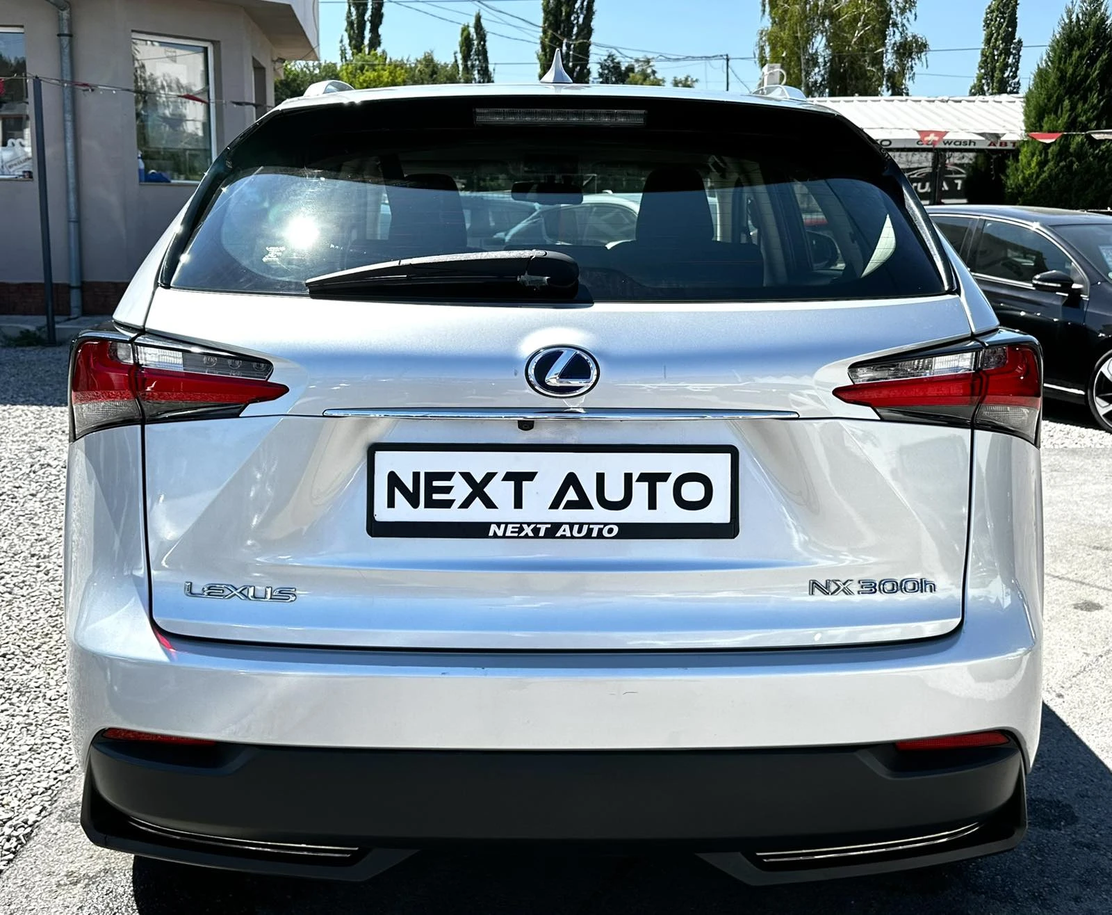 Lexus NX 300h 2.5HYBRID 197HP 4Х4 EURO6B - изображение 6