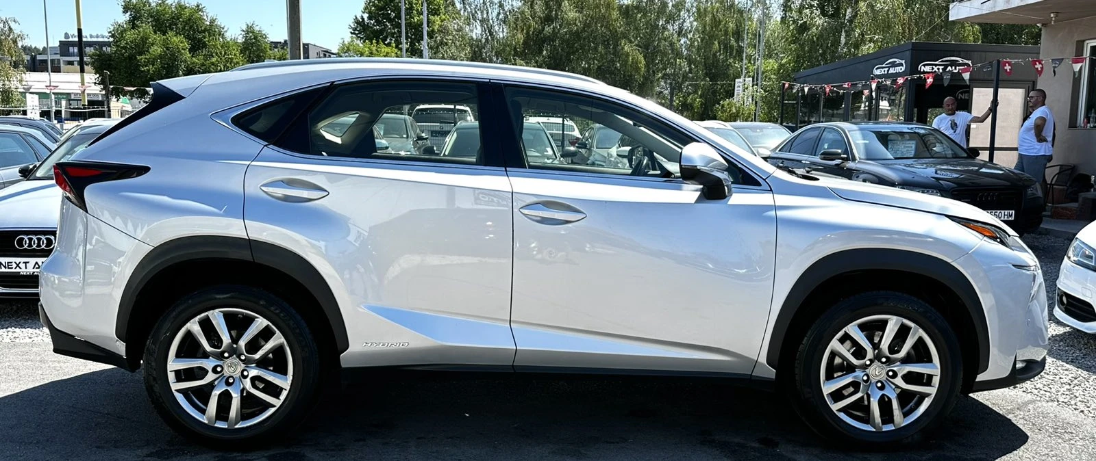 Lexus NX 300h 2.5HYBRID 197HP 4Х4 EURO6B - изображение 4