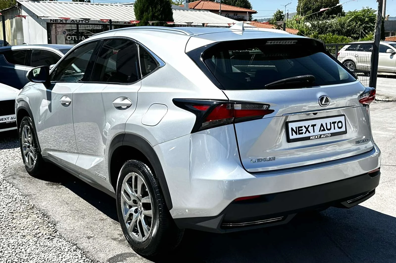Lexus NX 300h 2.5HYBRID 197HP 4Х4 EURO6B - изображение 7