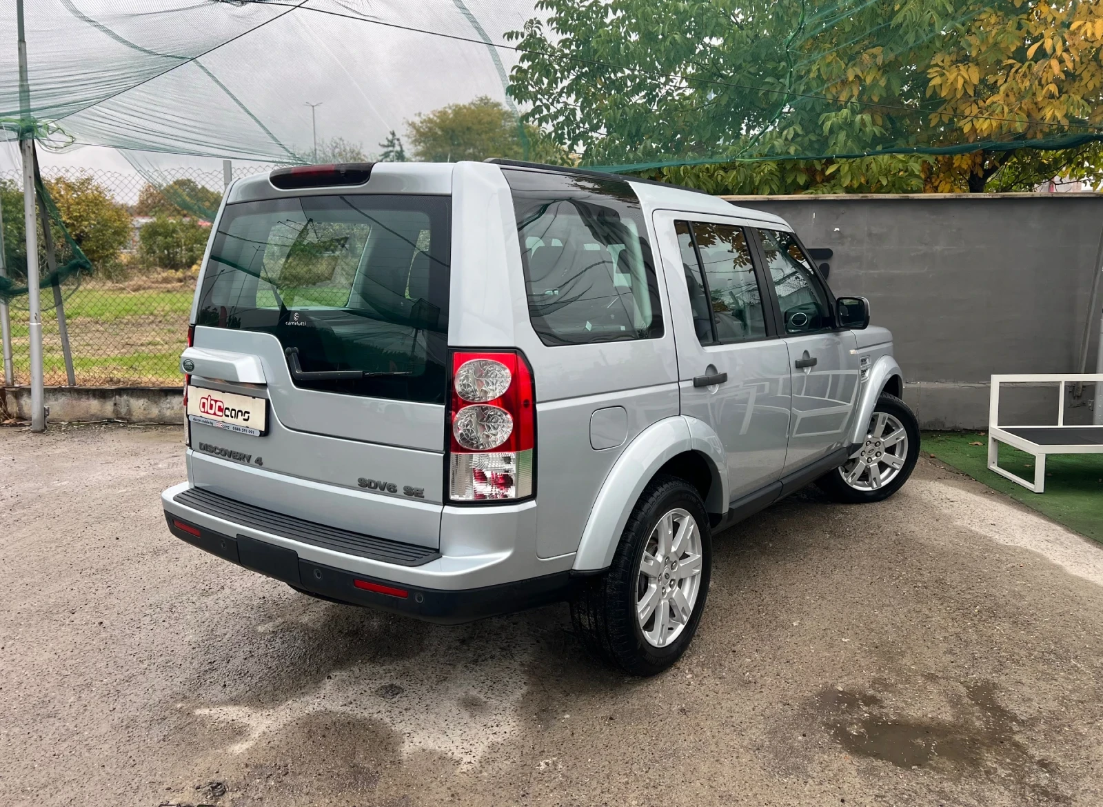 Land Rover Discovery 4 3.0TDV6 6+ 1 - изображение 4