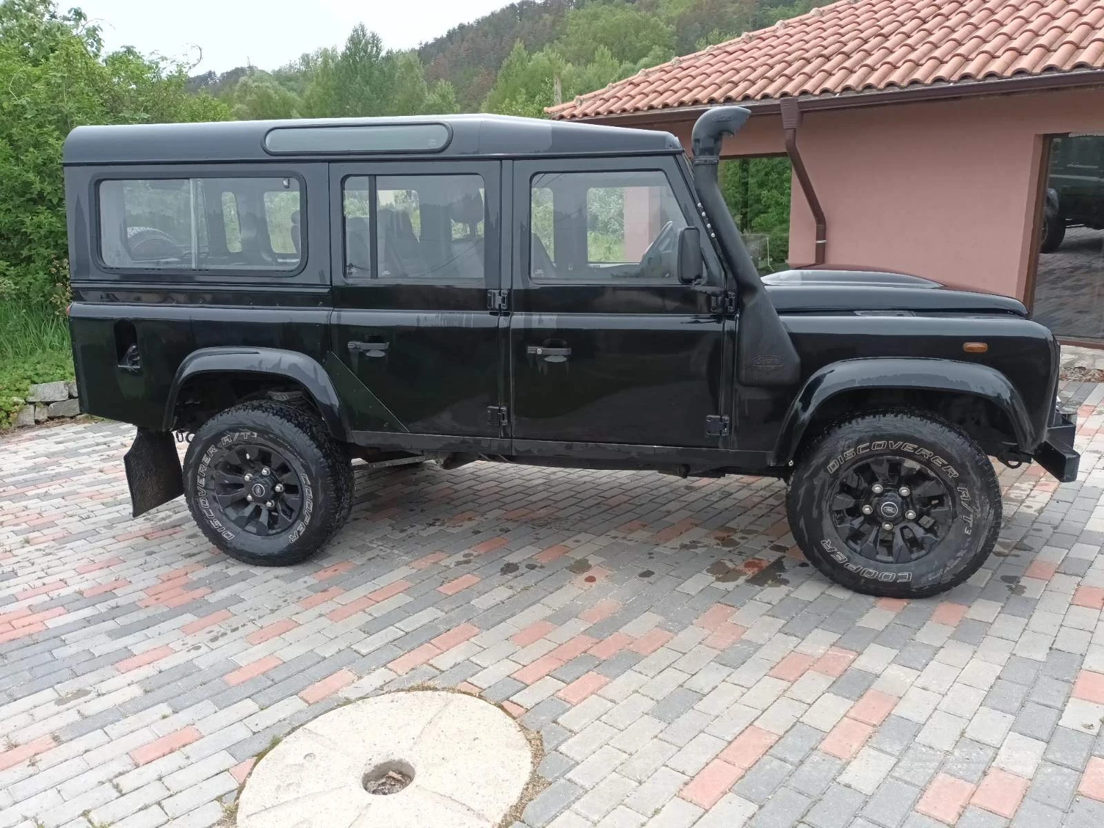 Land Rover Defender  - изображение 3