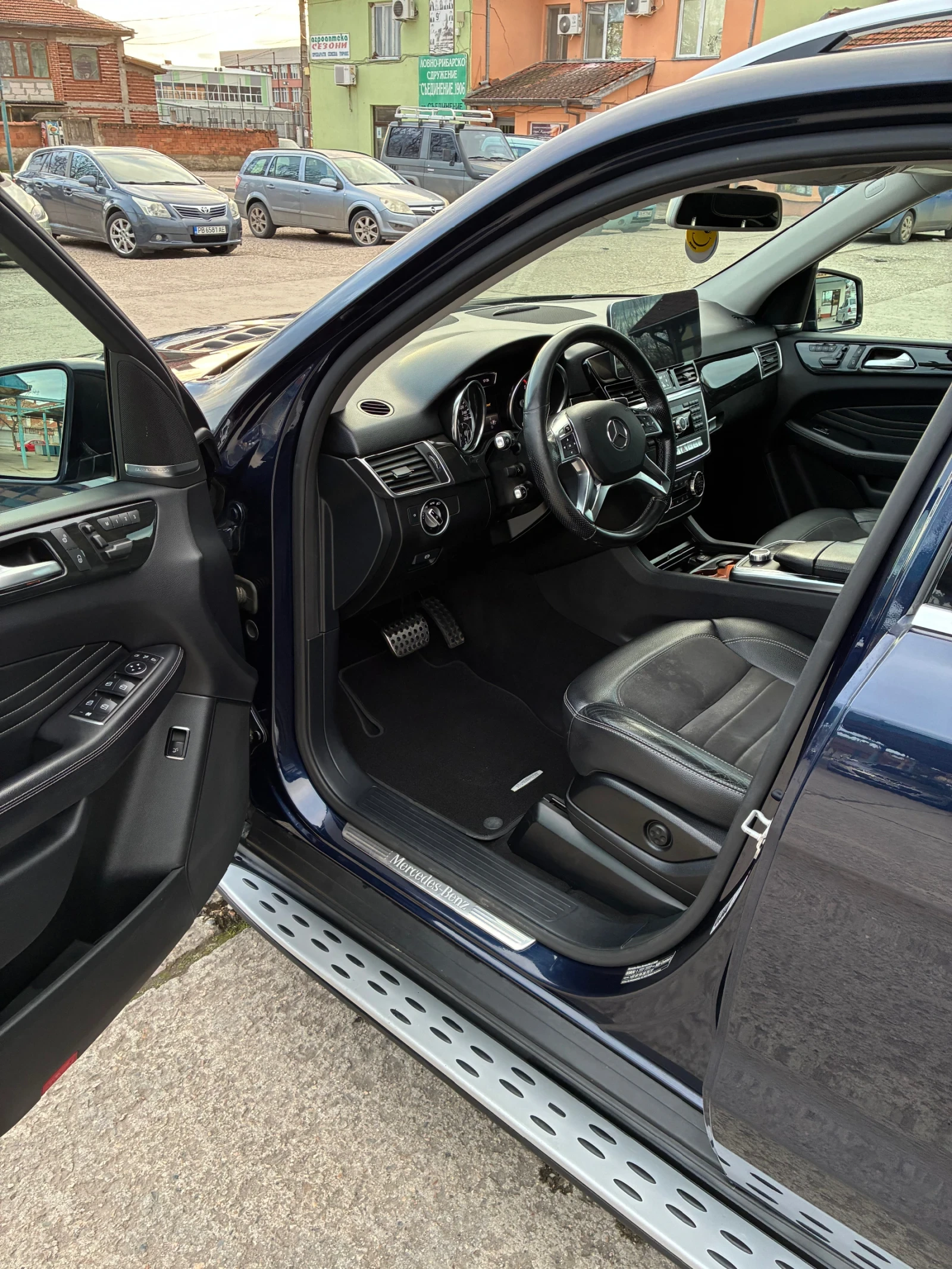 Mercedes-Benz ML 350  - изображение 7