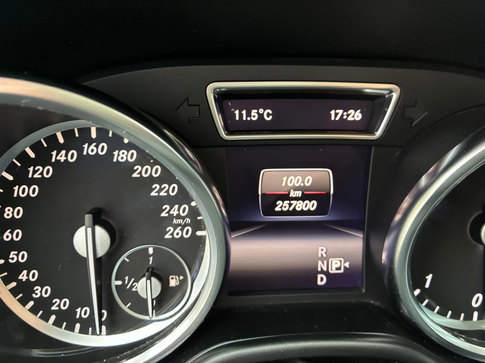 Mercedes-Benz ML 350  - изображение 8