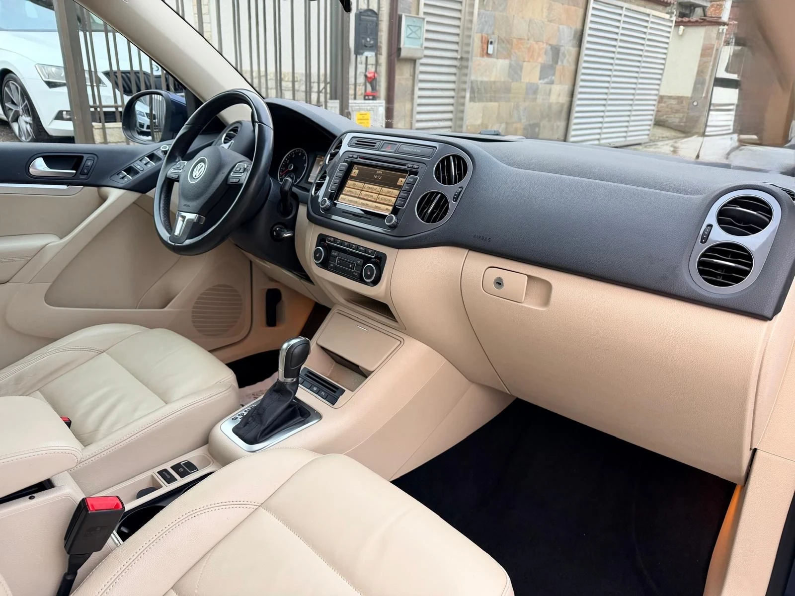 VW Tiguan 2.0-tsi-DSG - изображение 10