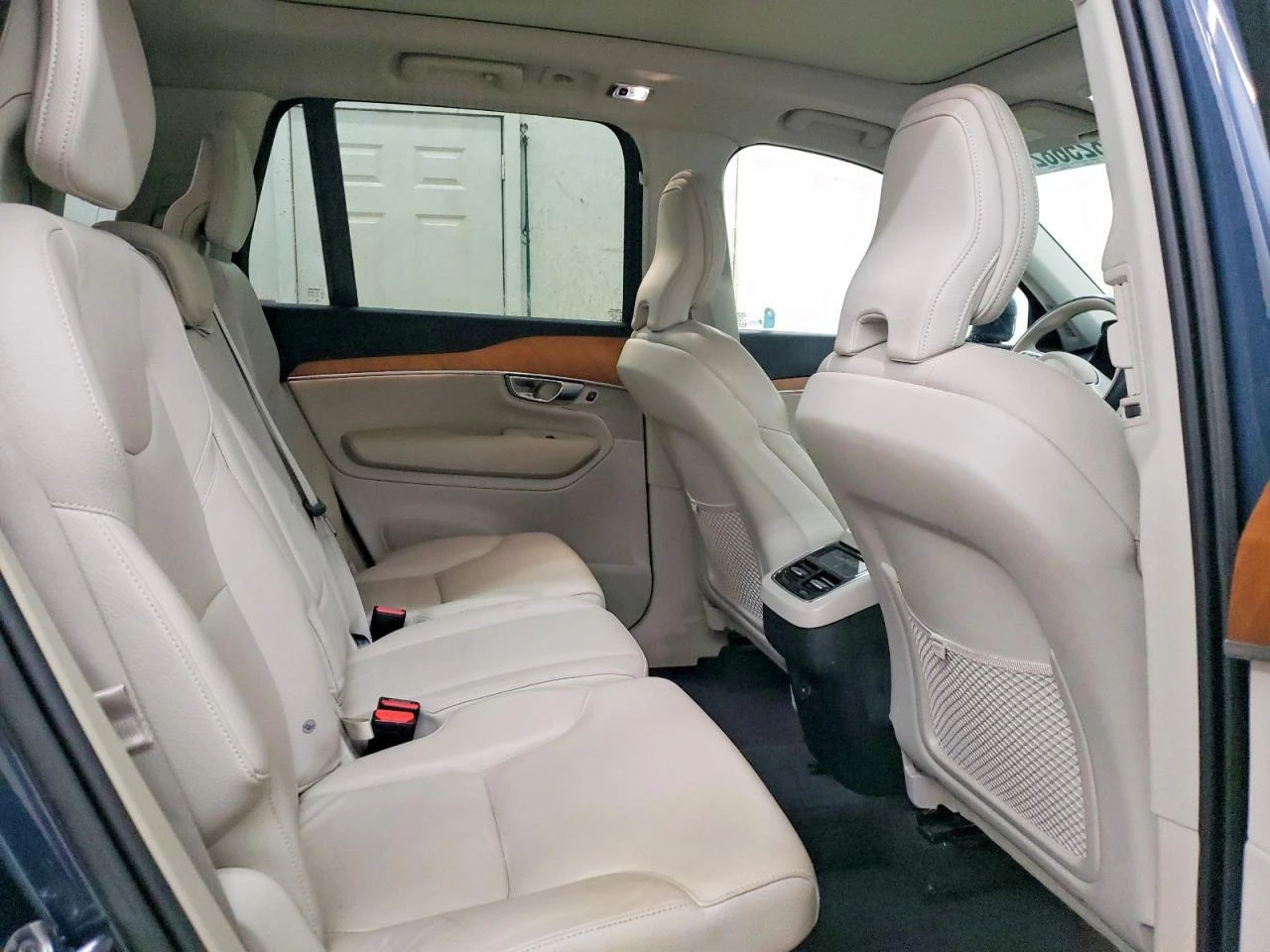 Volvo Xc90 T6* MOMENTUM* AWD* ПОДГРЕВ* КАМЕРИ* KEYLESS* ПАНО*, снимка 10 - Автомобили и джипове - 54259452