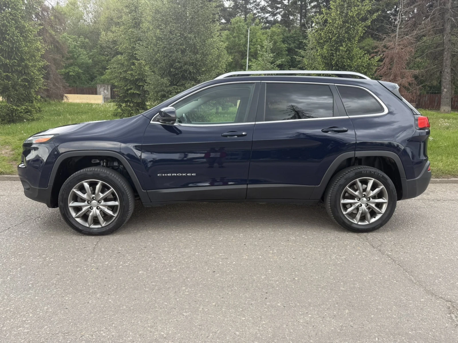 Jeep Cherokee 2.4 MultiAir2 Limited, снимка 3 - Автомобили и джипове - 54575049