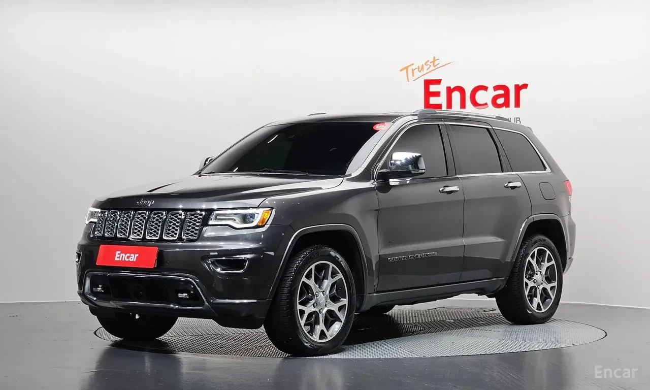 Jeep Grand cherokee 3.6 OVERLAND / ОБДУХ / DISTRONIC / PANO / ВЪЗДУХ