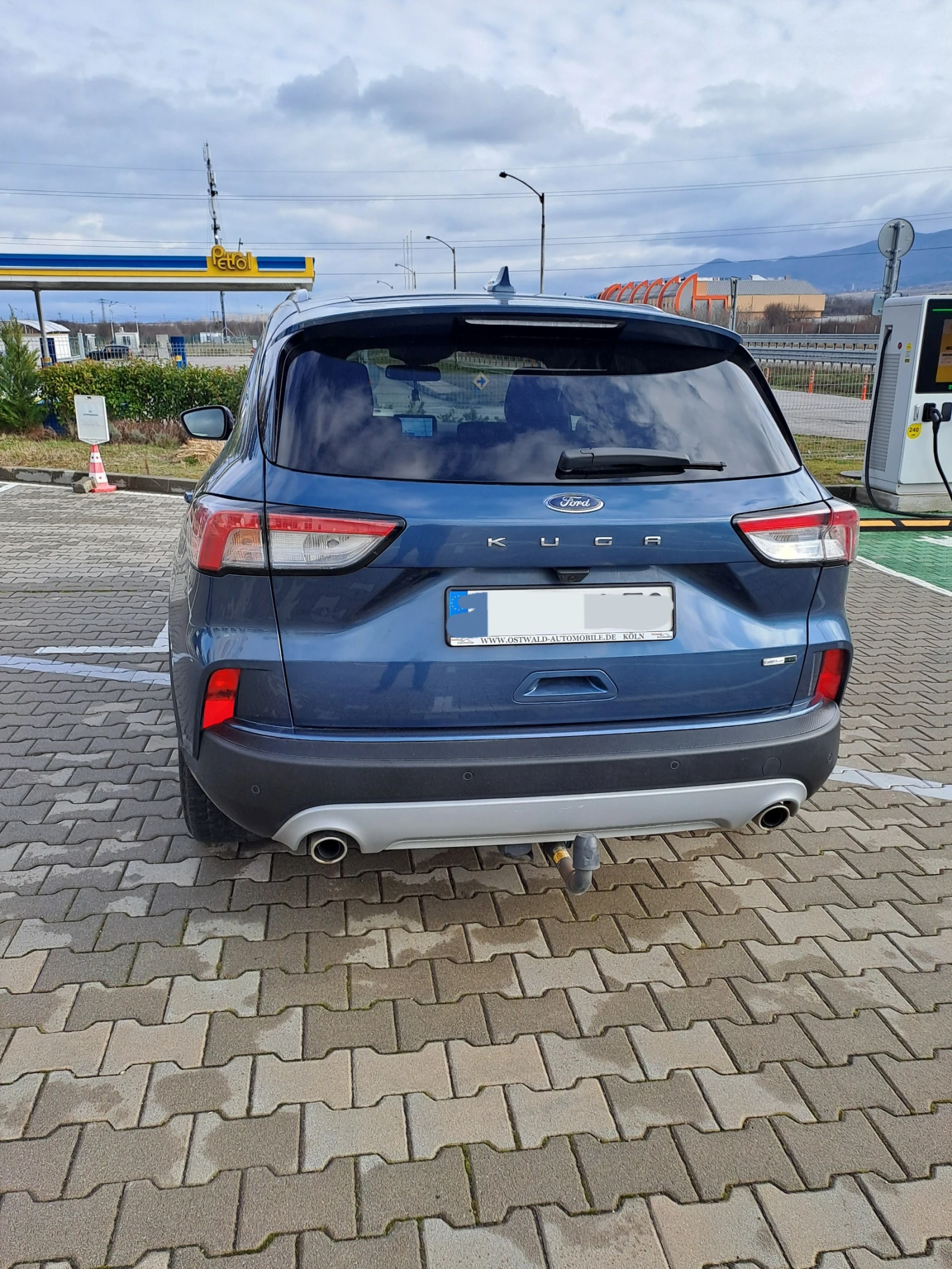 Ford Kuga 2.0, снимка 8 - Автомобили и джипове - 55472492
