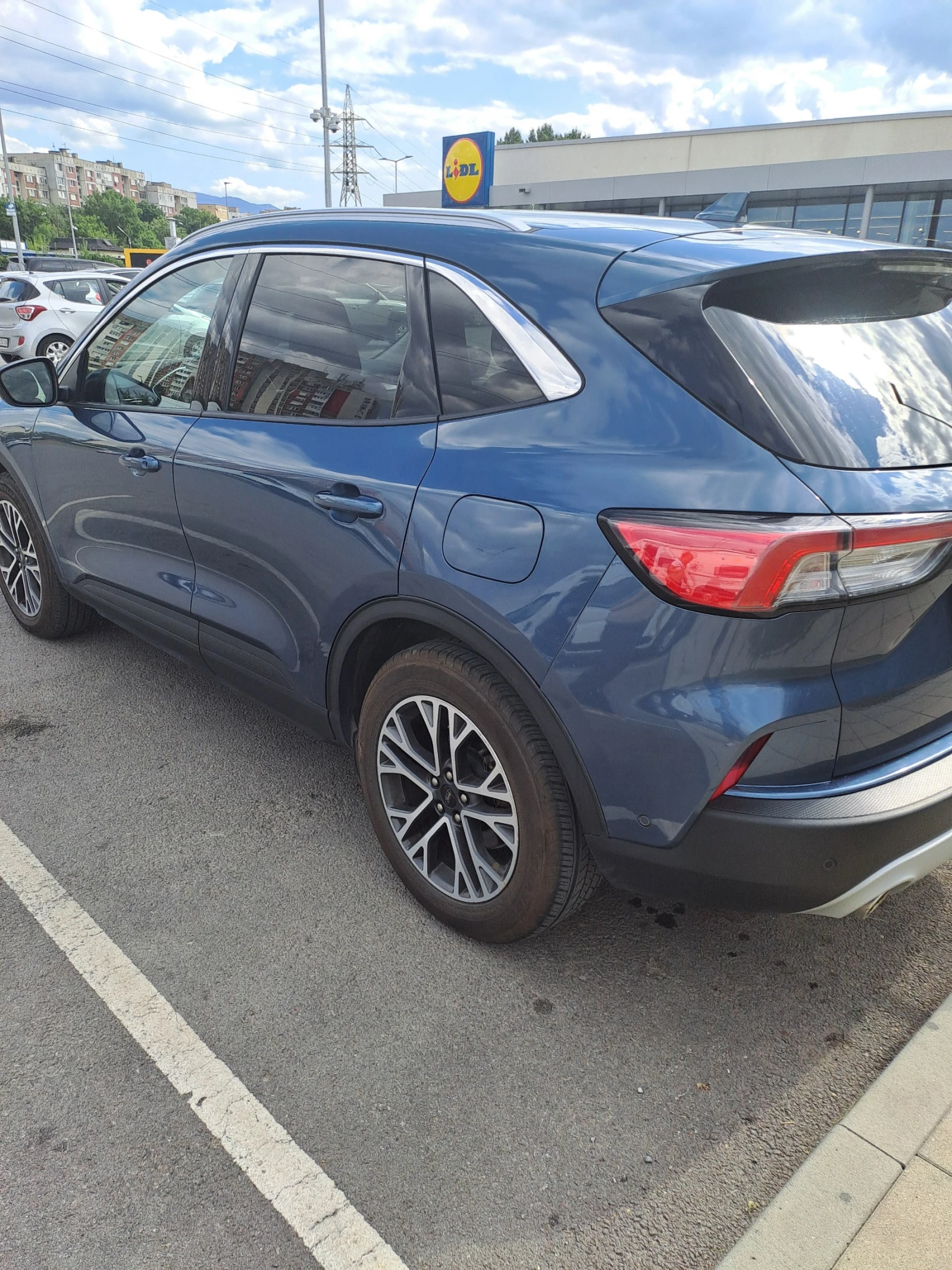 Ford Kuga 2.0, снимка 6 - Автомобили и джипове - 55472492