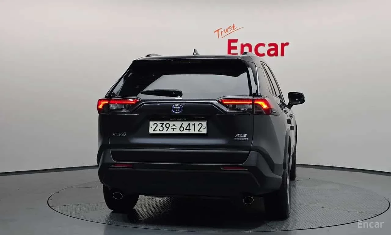 Toyota Rav4 * 2.5 2WD Hybrid * БЕЗ ПЪРВОНАЧАЛНА ВНОСКА, снимка 4 - Автомобили и джипове - 55887398