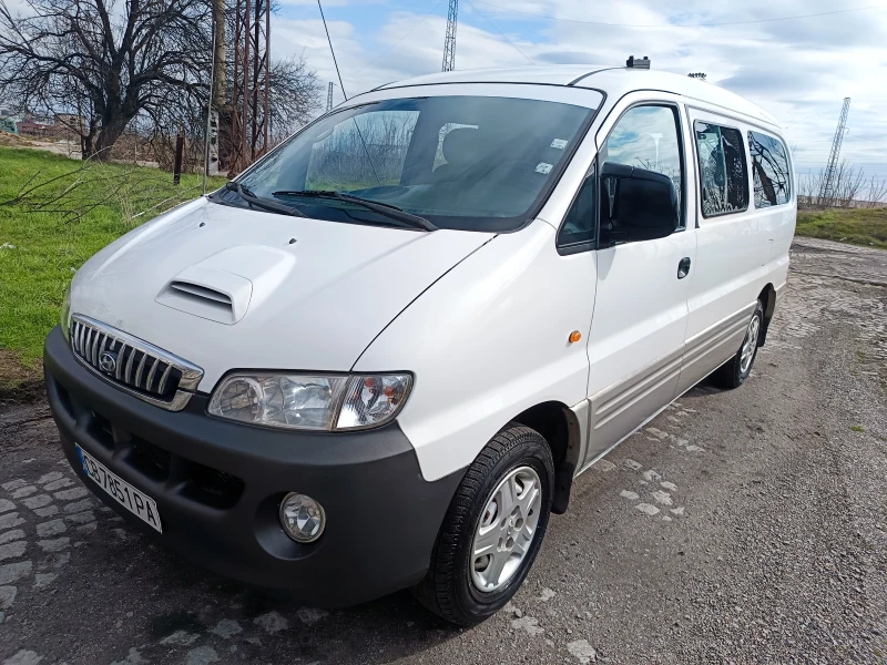 Hyundai H1 ПЪТНИЧЕСКИ, КЛИМАТИК , снимка 2 - Бусове и автобуси - 53582228