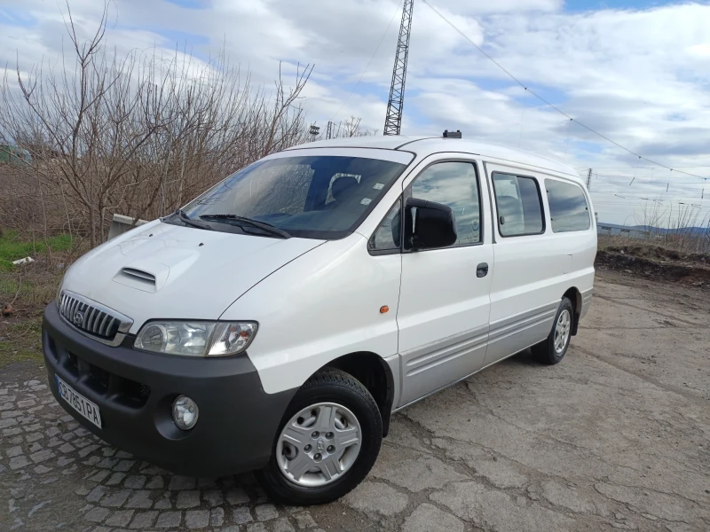 Hyundai H1 ПЪТНИЧЕСКИ, КЛИМАТИК , снимка 9 - Бусове и автобуси - 53582228