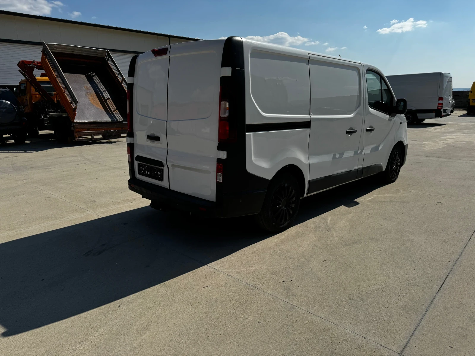 Renault Trafic Euro 6b - изображение 7