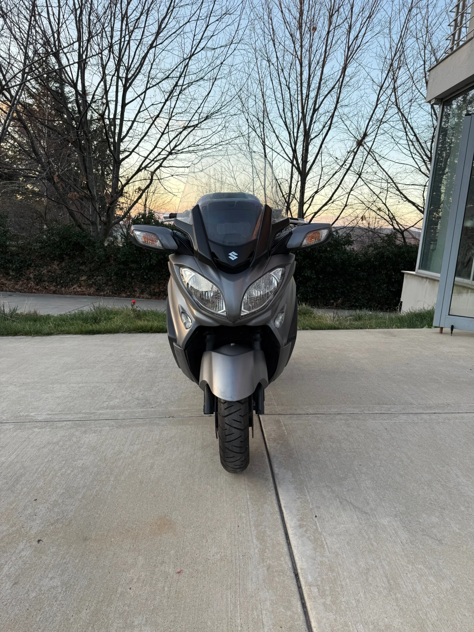 Suzuki Burgman 2017 650  - изображение 3