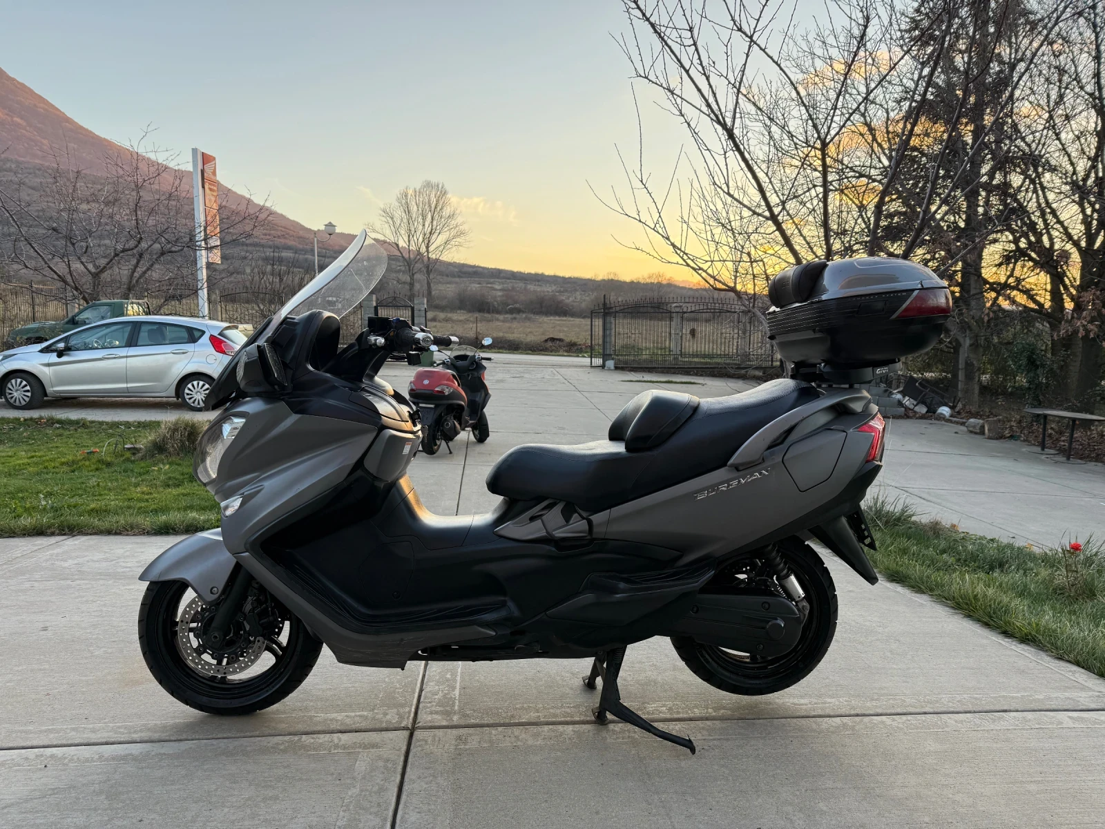 Suzuki Burgman 2017 650  - изображение 5