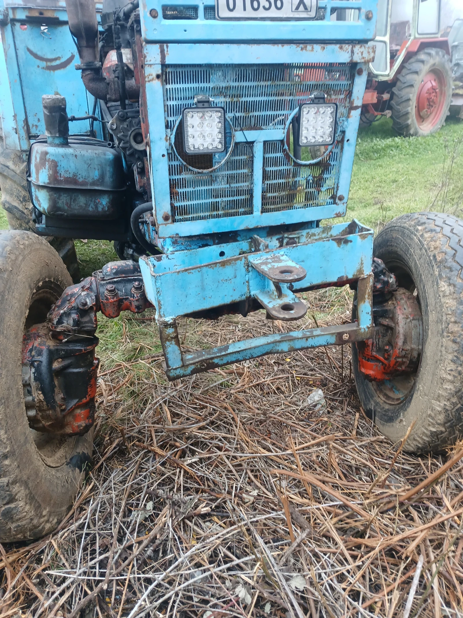 Трактор Болгар 4x4, снимка 1