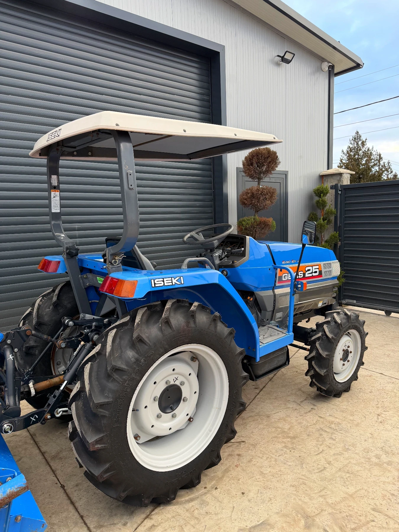 ������� ISEKI TG25 229��. | Mobile.bg � ����������� 14