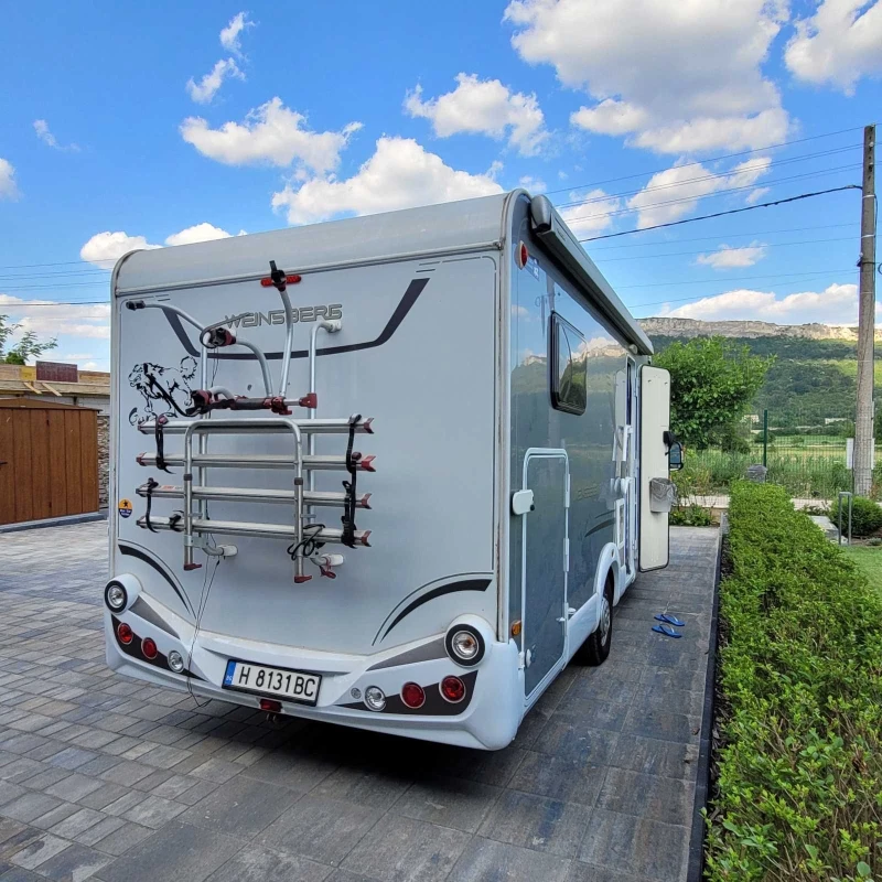 Кемпер Weinsberg 7.5м дължина, снимка 11 - Каравани и кемпери - 52473287