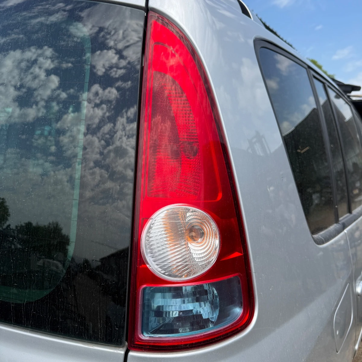 Заден десен стоп за Renault Espace 20 turbo 241-241