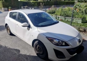 Mazda 3 1.6 i и 2.2 d  - [3] 