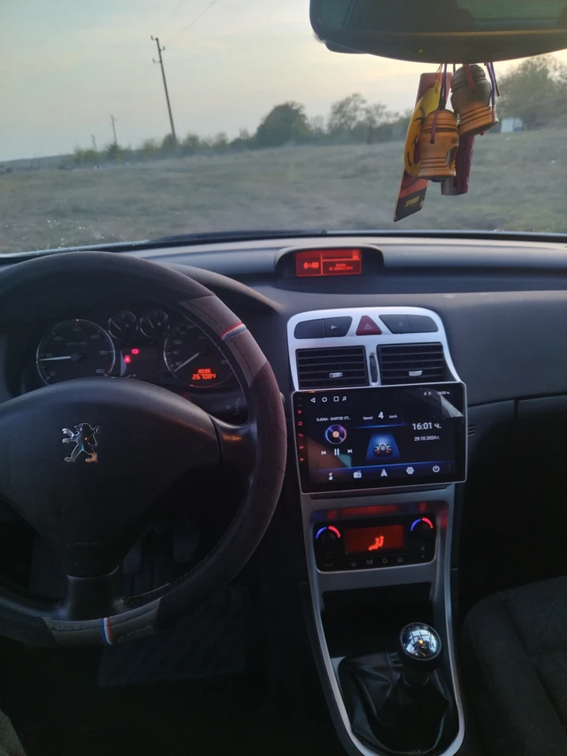 Peugeot 307, снимка 8 - Автомобили и джипове - 47765275