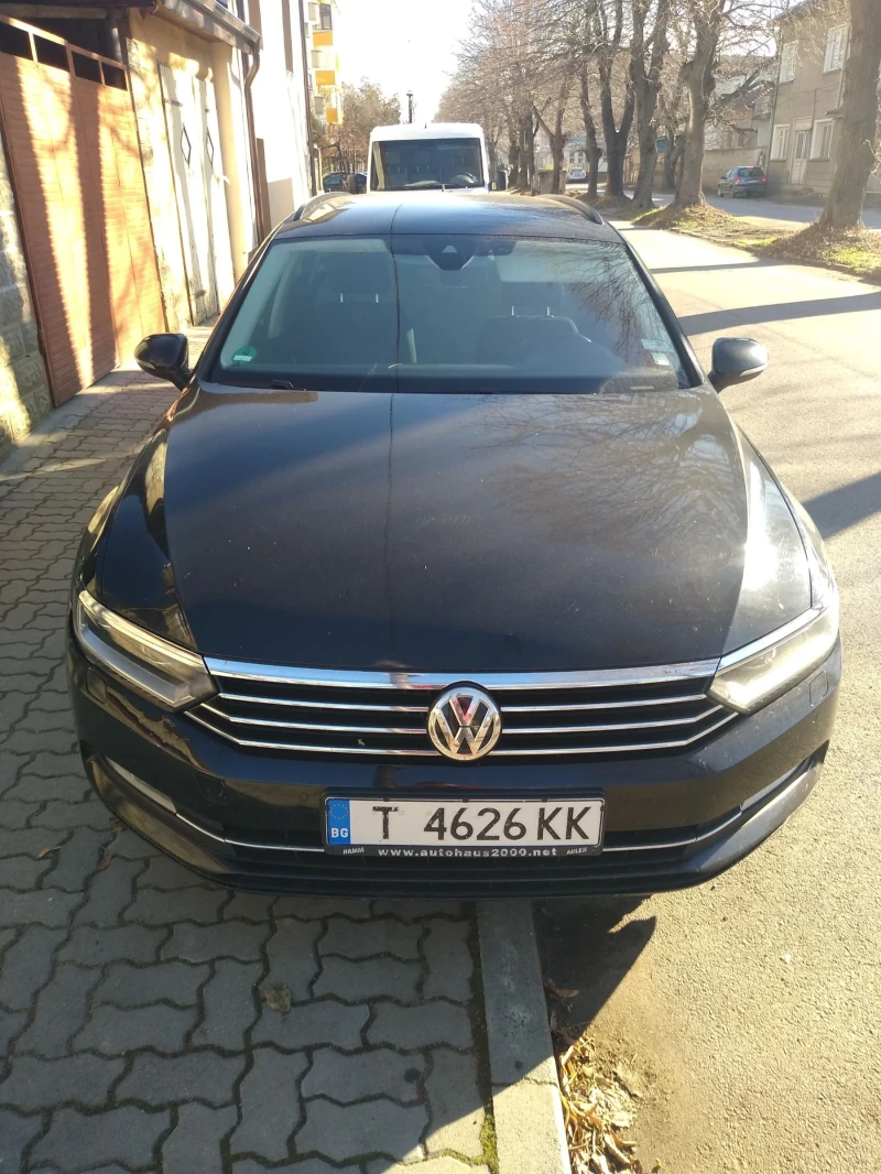 VW Passat, снимка 1 - Автомобили и джипове - 48736670