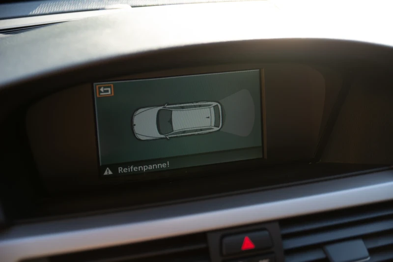 BMW 318 318i, снимка 10 - Автомобили и джипове - 52938757