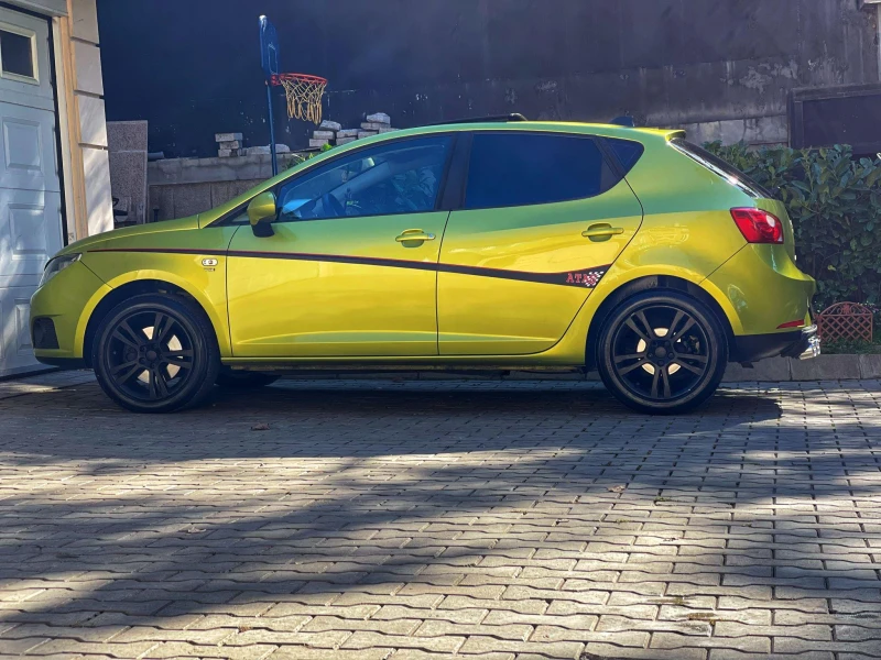 Seat Ibiza, снимка 2 - Автомобили и джипове - 52000110