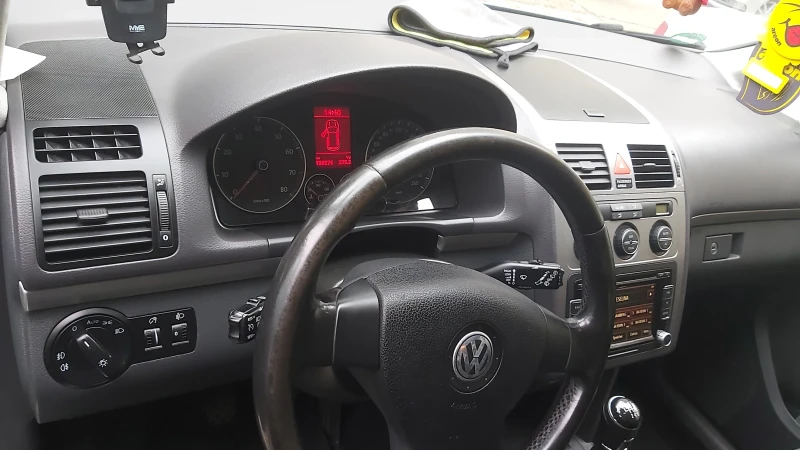VW Touran 1.4 tsi, снимка 4 - Автомобили и джипове - 52506891