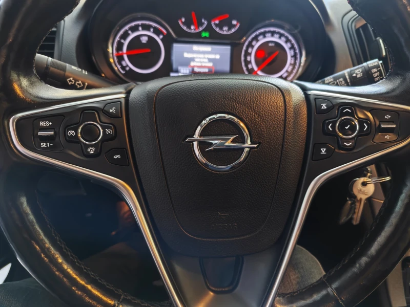 Opel Insignia, снимка 8 - Автомобили и джипове - 52723763