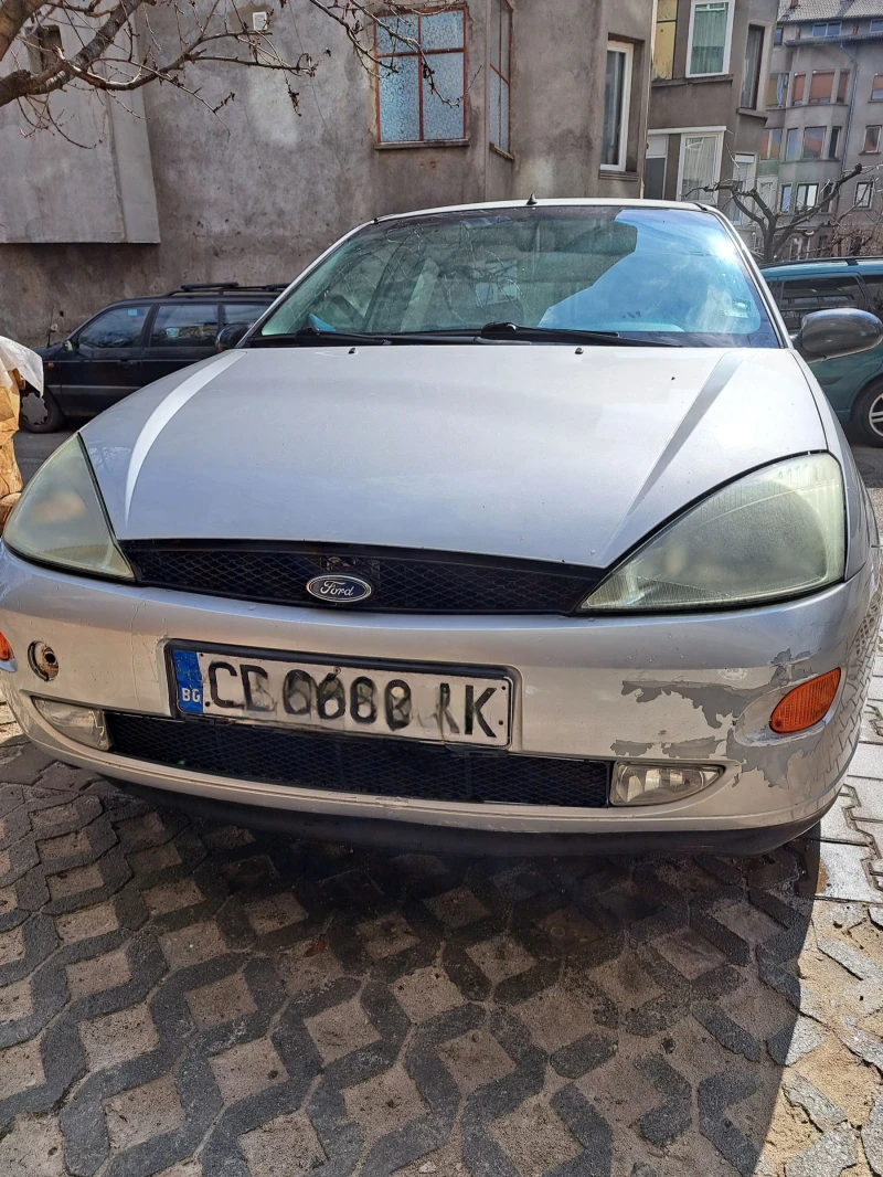 Ford Focus 1.6, снимка 8 - Автомобили и джипове - 53252755
