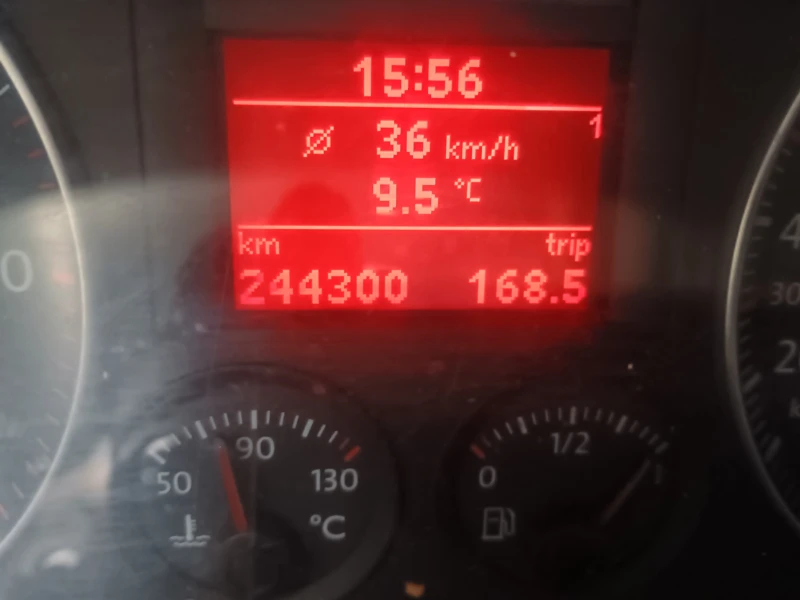 VW Golf 5, снимка 14 - Автомобили и джипове - 53274524