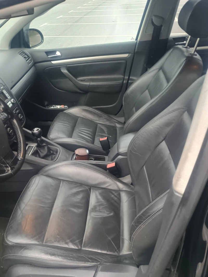 VW Golf 5, снимка 8 - Автомобили и джипове - 53274524