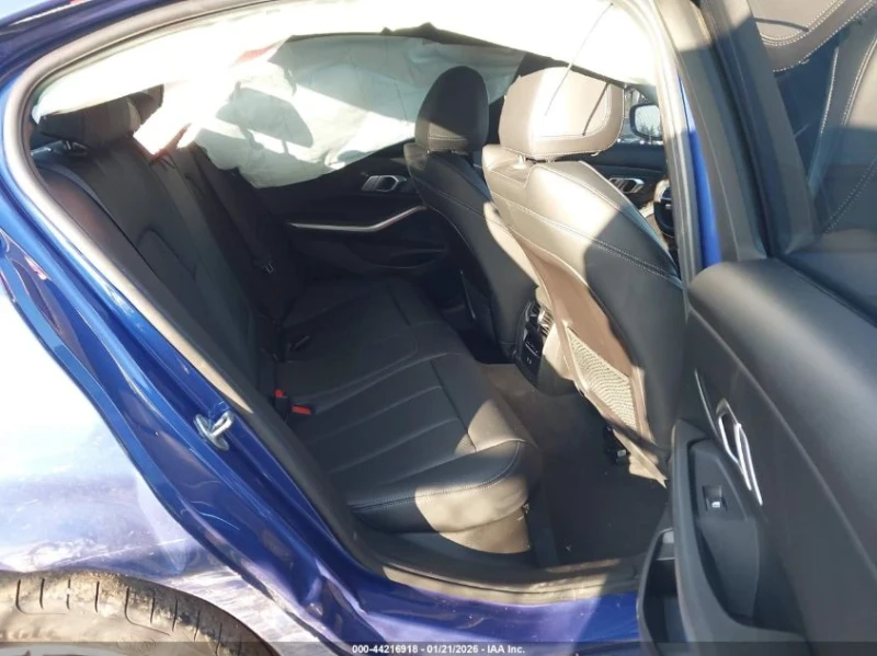 BMW 330 e, снимка 8 - Автомобили и джипове - 53368241