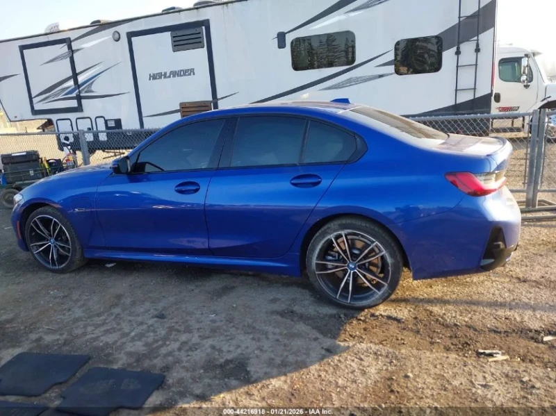 BMW 330 e, снимка 13 - Автомобили и джипове - 53368241