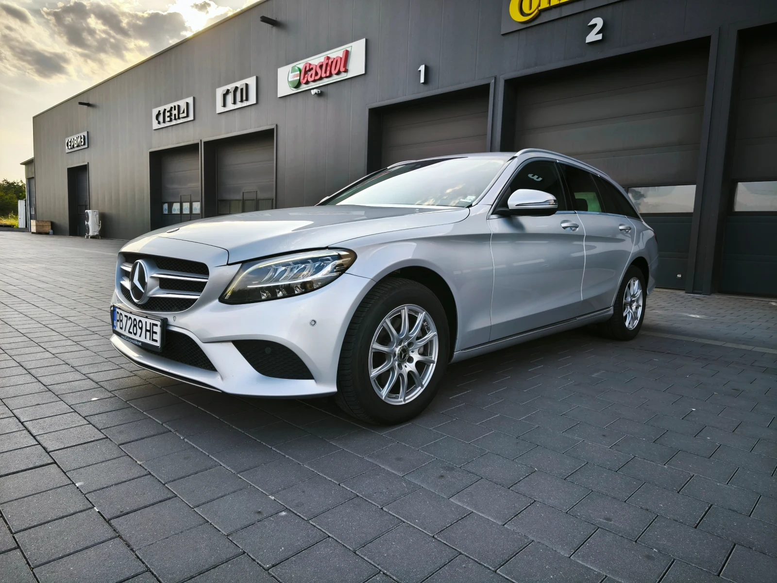 Mercedes-Benz C 200, снимка 1