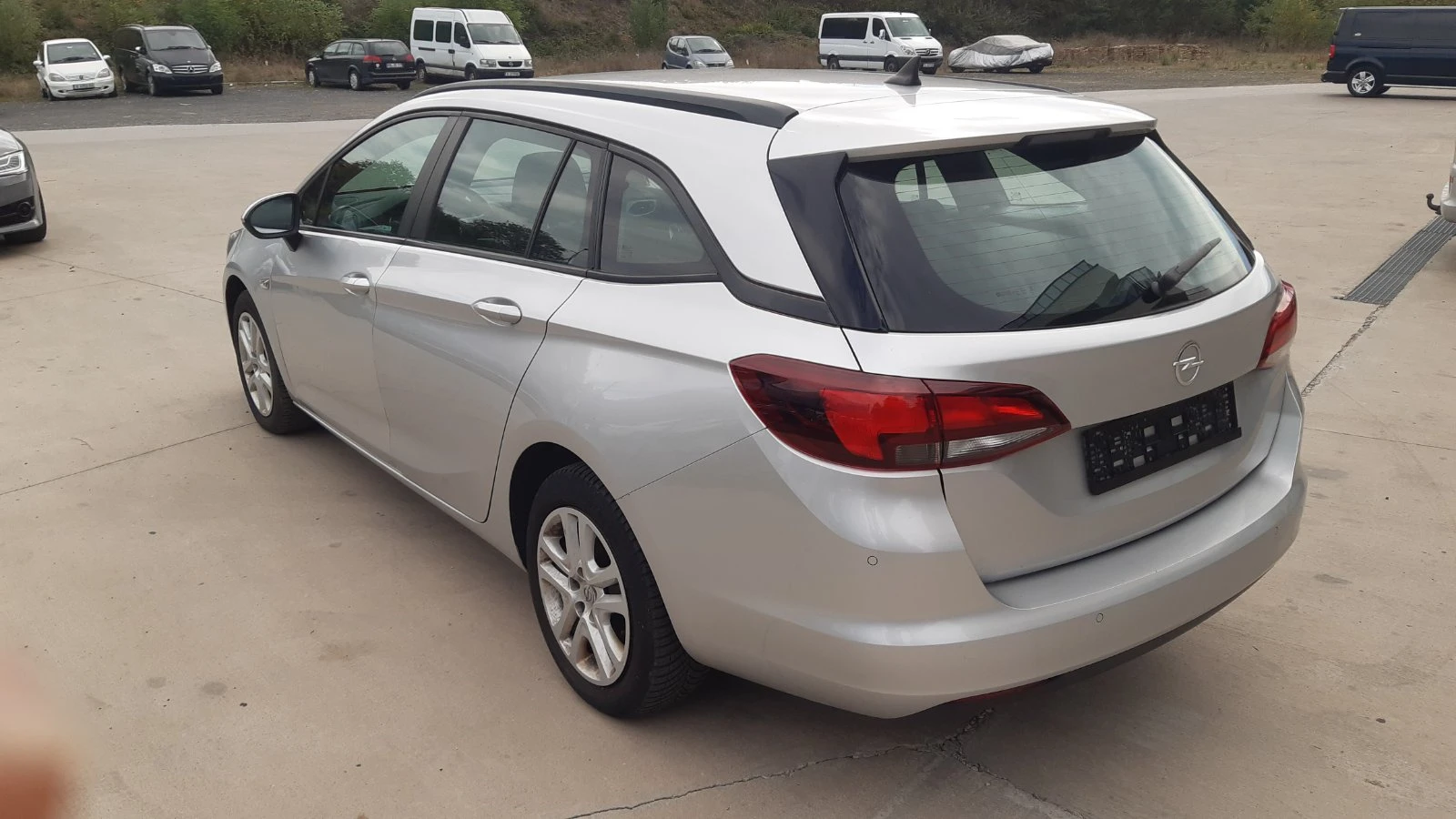 Opel Astra 1.6 CDTI - изображение 6