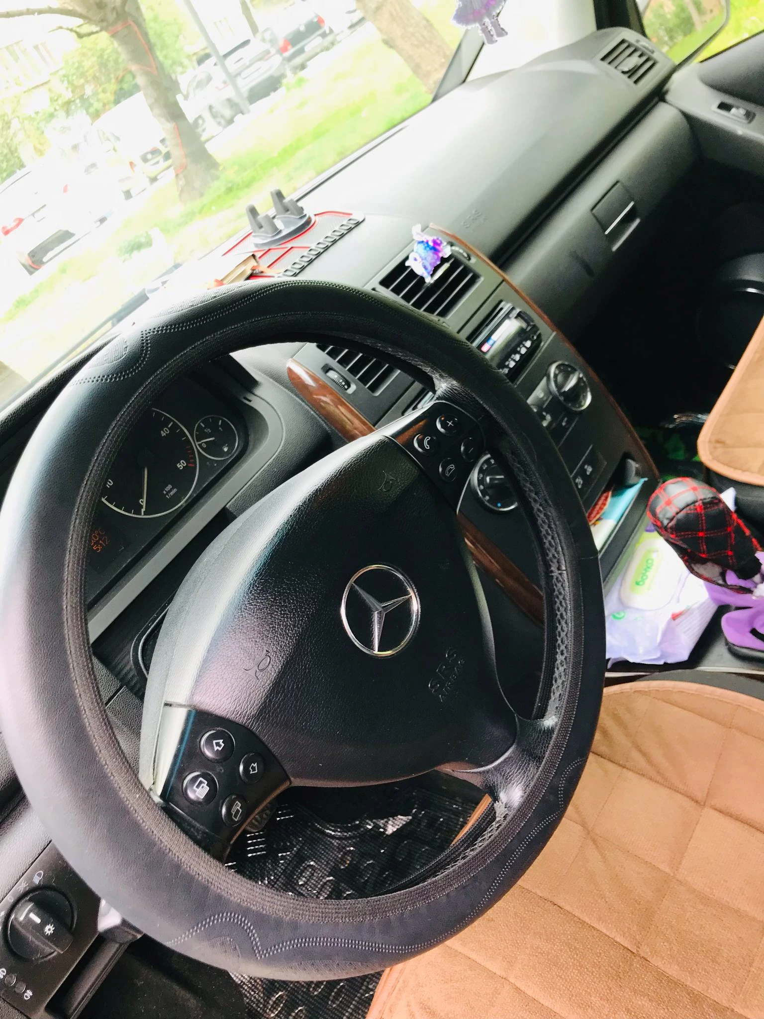 Mercedes-Benz A 180  - изображение 9